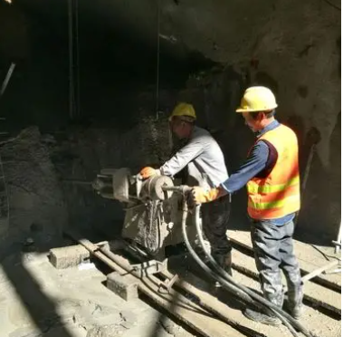 临朐水下抗分散灌浆料特点 水下不分散注浆料介绍